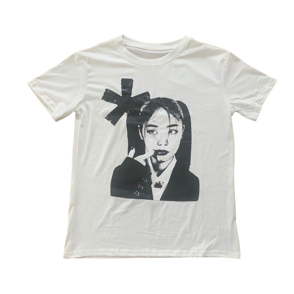 Gildan Graphic T-Shirt Women Small White Excellent Unisex Cotton Portrait Tee